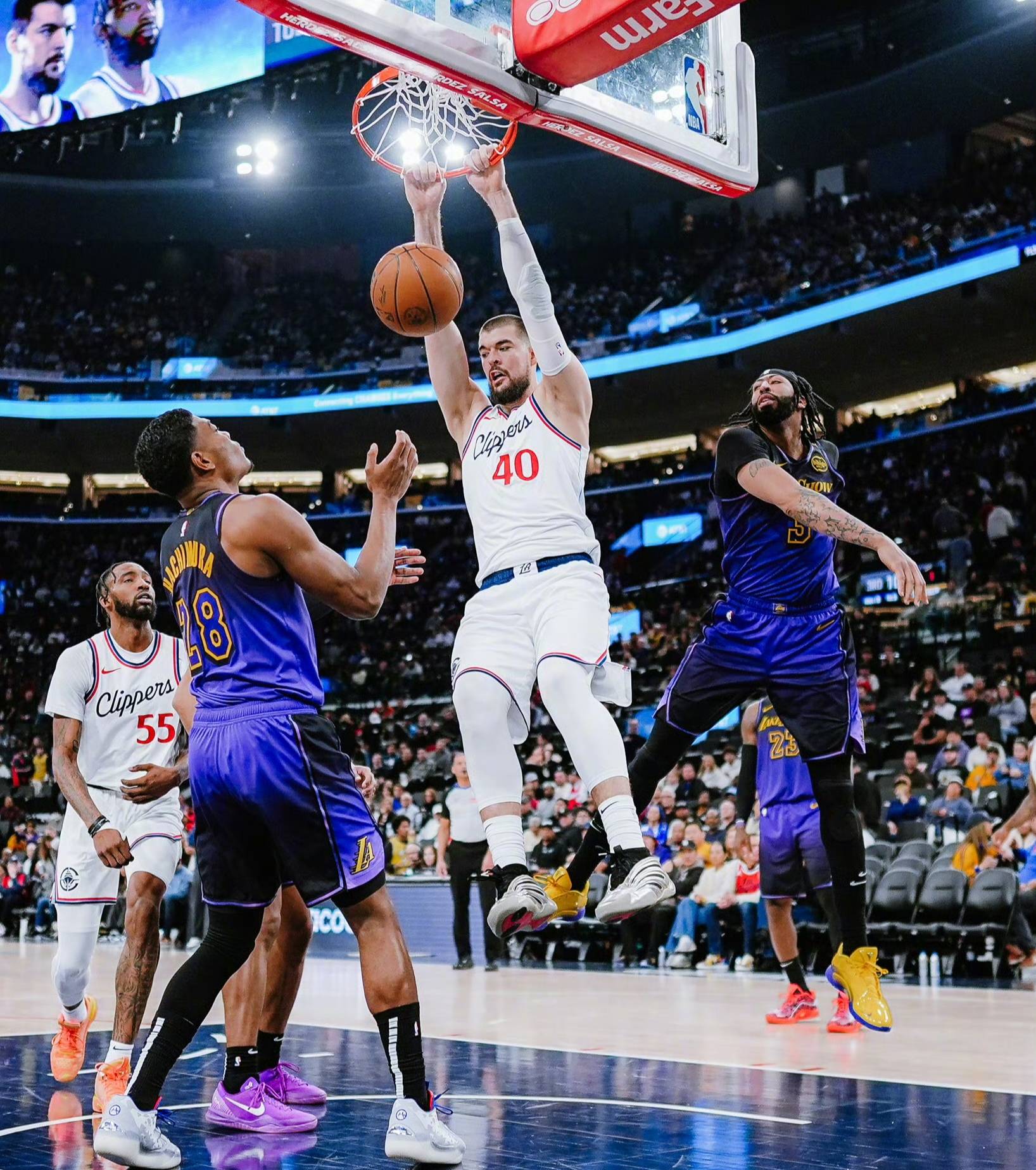 LEYU SPORTS中国官方网站-包含&quot;湖人队迎来连胜，士气大振&quot;的词条