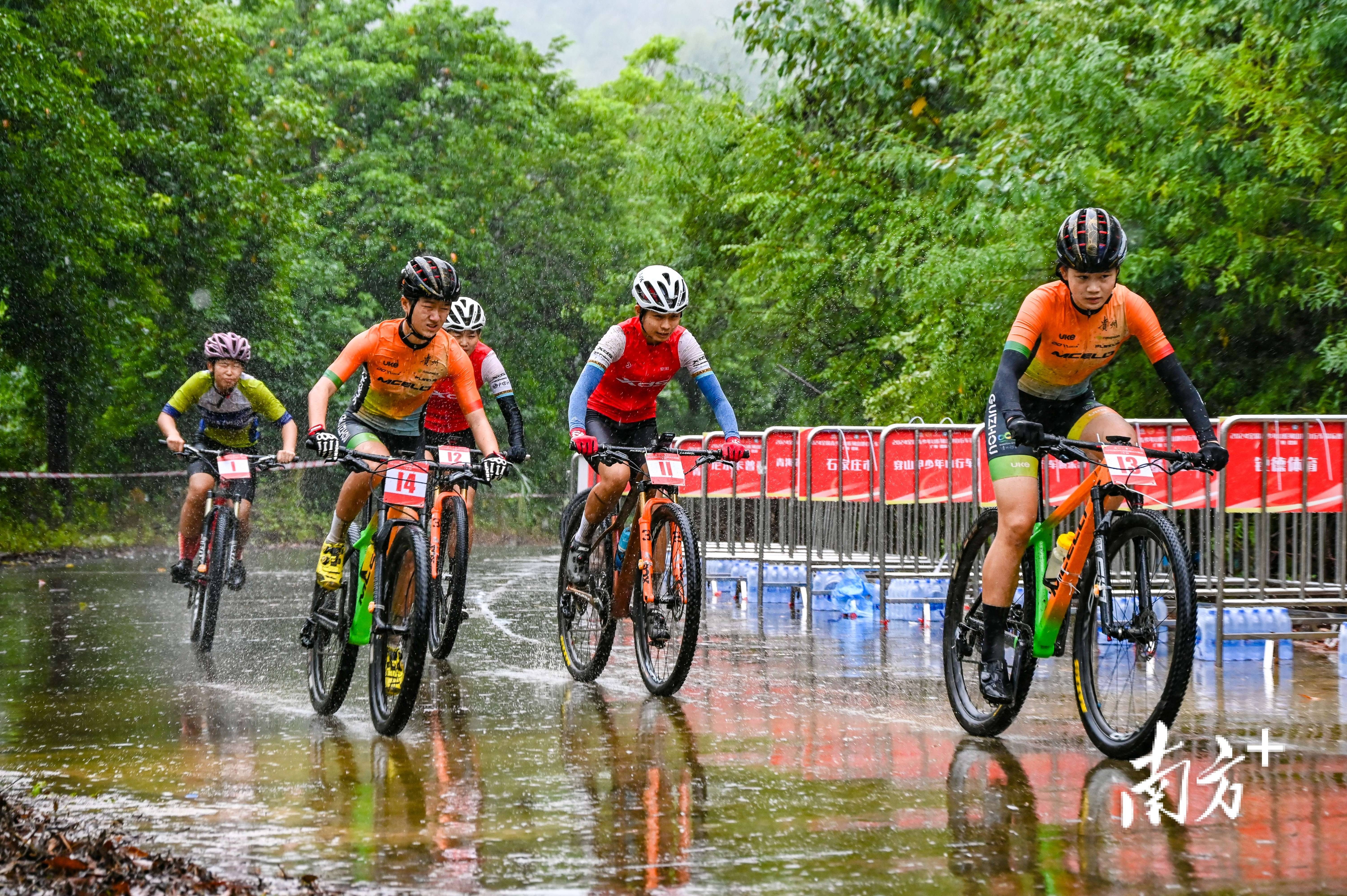 山地骑行穿越赛，探索大自然的未知角落的简单介绍