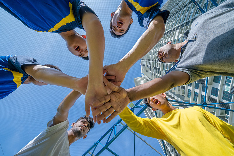 包含最具冲击力的“团队配合”瞬间,展现足球的美丽的词条 包含最具冲击力的“团队配合”瞬间,展现足球的美丽的词条