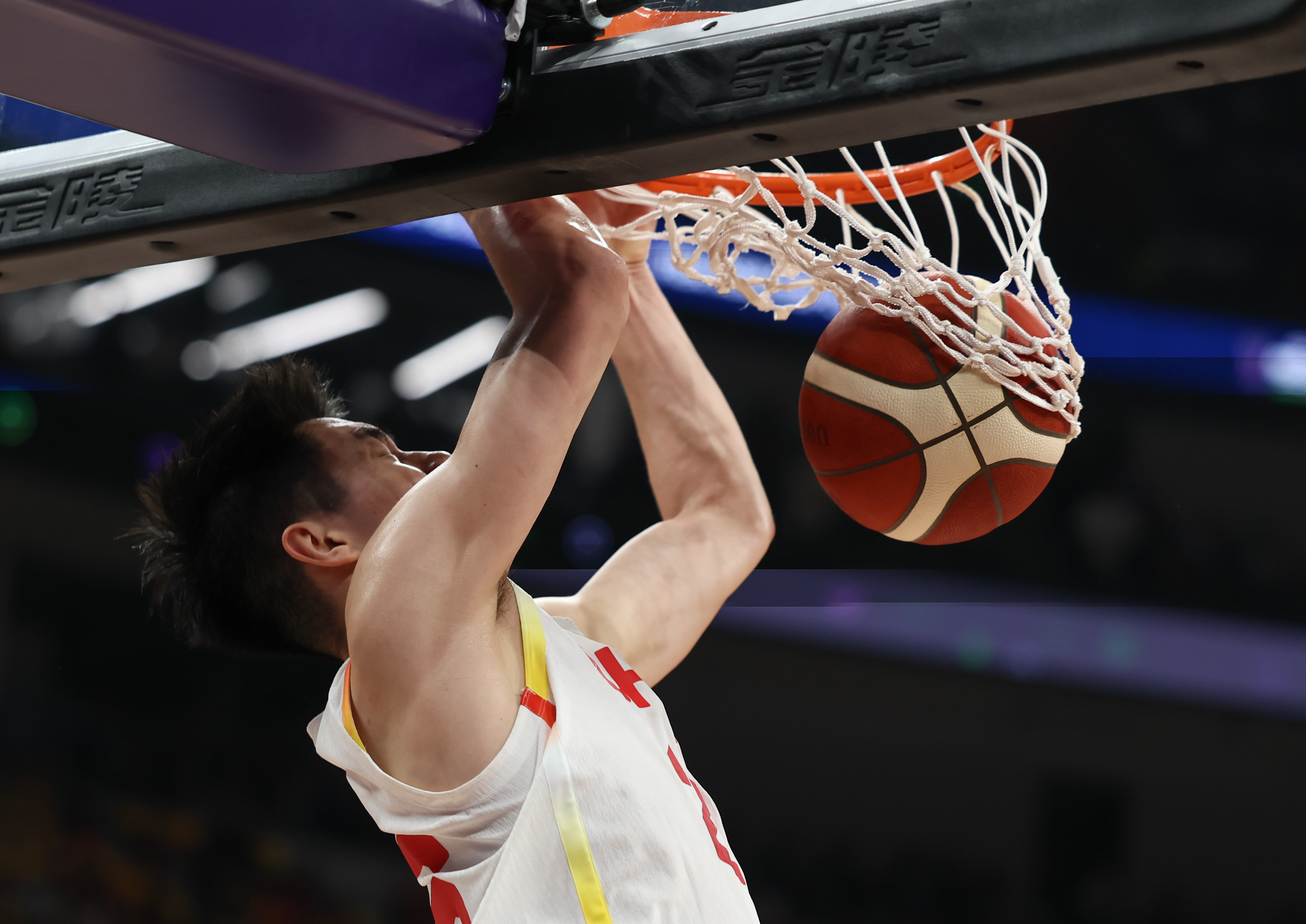 leyu乐鱼-关于中国篮球明星荣获年度体育盛典最佳运动员奖的信息