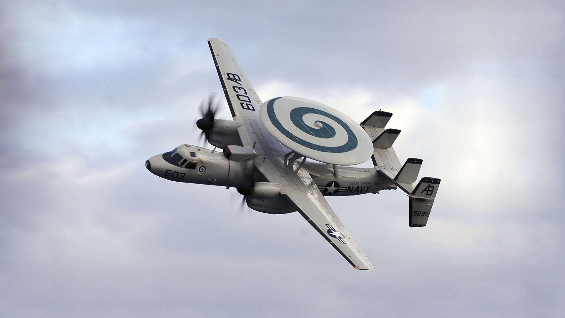 德甲精彩瞬间频频出现，关键扑救扭转局势，德甲 集锦