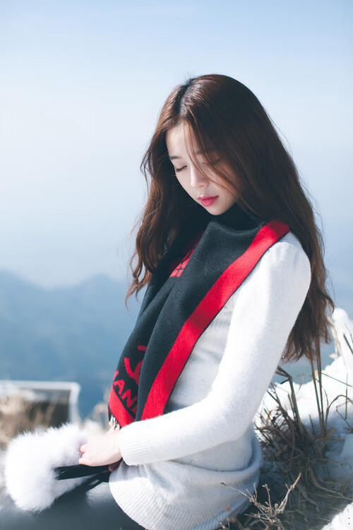 西甲内战:马德里德比火热进行,史诗对决,马德里竞技历年西甲排名