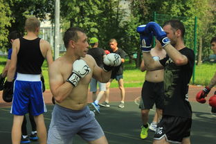 Leyu Sports (乐鱼体育)-英超球队体能监测技术辅助个性化训练调整实践，英超身体素质最好的球员