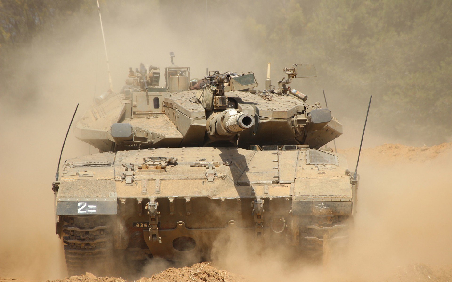 中国男篮战术执行力提升 球队凝聚力增强,中国男篮队内训练