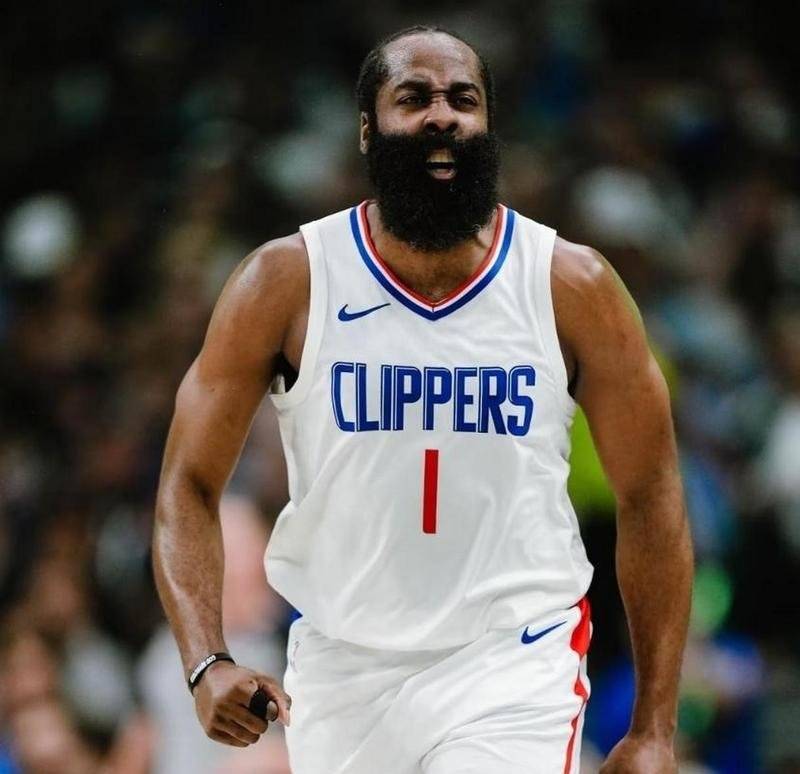 包含乐鱼体育:76人队哈登：能否与恩比德完美搭档，带领球队冲击总冠军？的词条