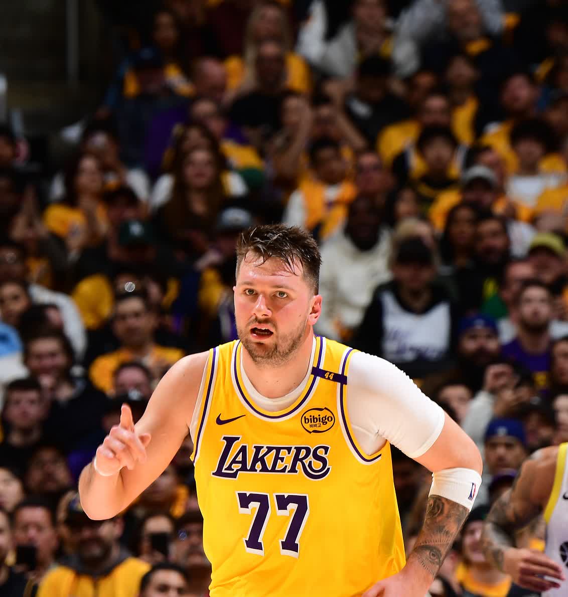 乐鱼体育:湖人队赛季中期交易:能否引进一名全明星级别的球员?的简单介绍 乐鱼体育:湖人队赛季中期交易:能否引进一名全明星级别的球员?的简单介绍