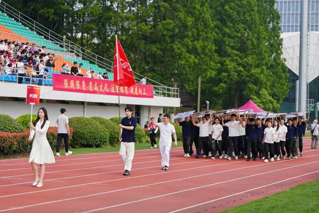乐鱼体育:大学生体育文化节的意义，促进校园氛围的简单介绍